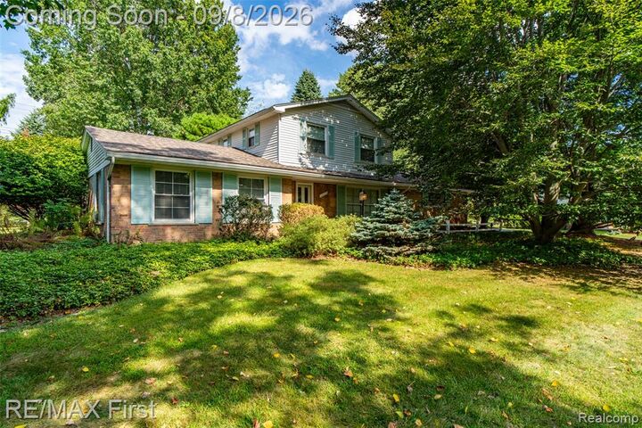 Property Photo: 2669 McClintock Road MI 48302 0758