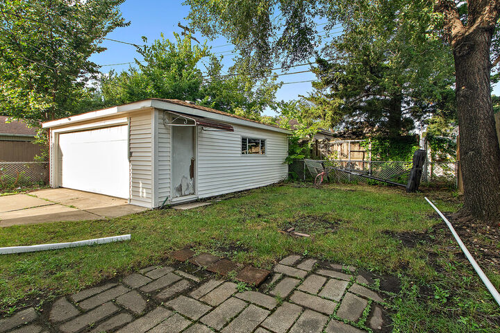 Property Photo:  7734 S Keeler Avenue  IL 60652 