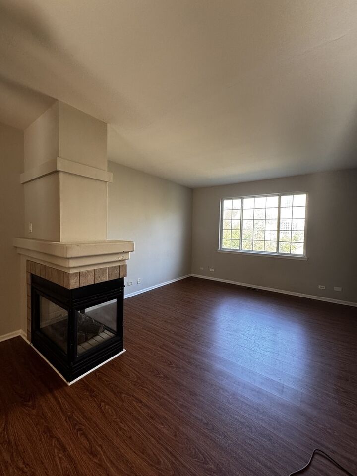 Property Photo:  2322 Twilight Drive  IL 60503 