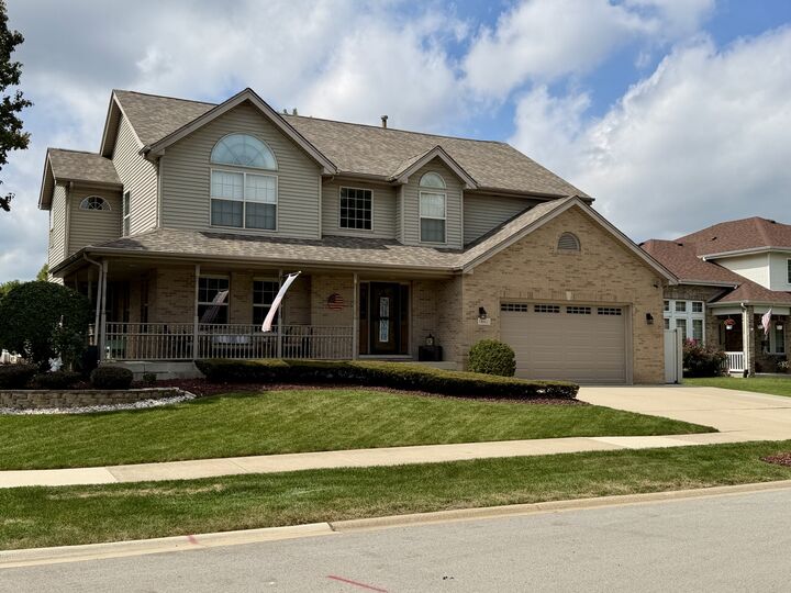 Property Photo:  16611 Karen Springs Drive  IL 60441 