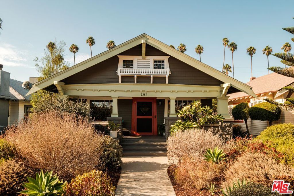 Property Photo:  2389 W 31st Street  CA 90018 
