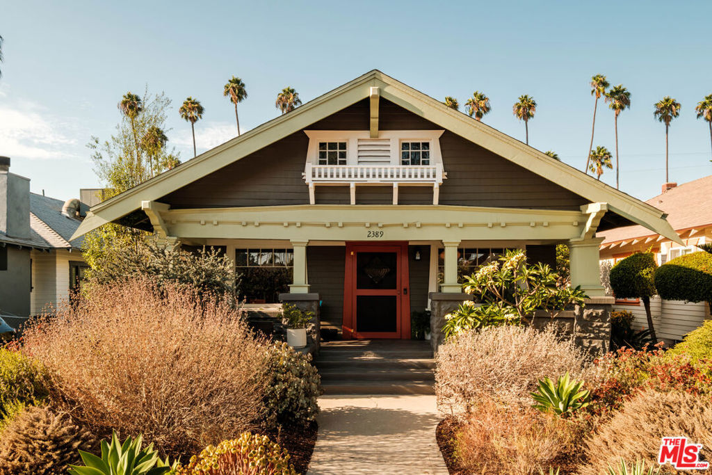 Property Photo: 2389 W 31st Street CA 90018