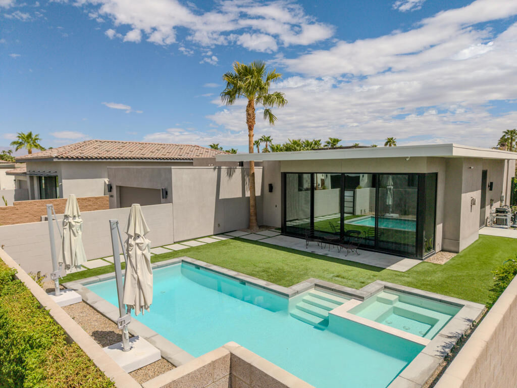 Property Photo:  57812 Santo Thomas  CA 92253 