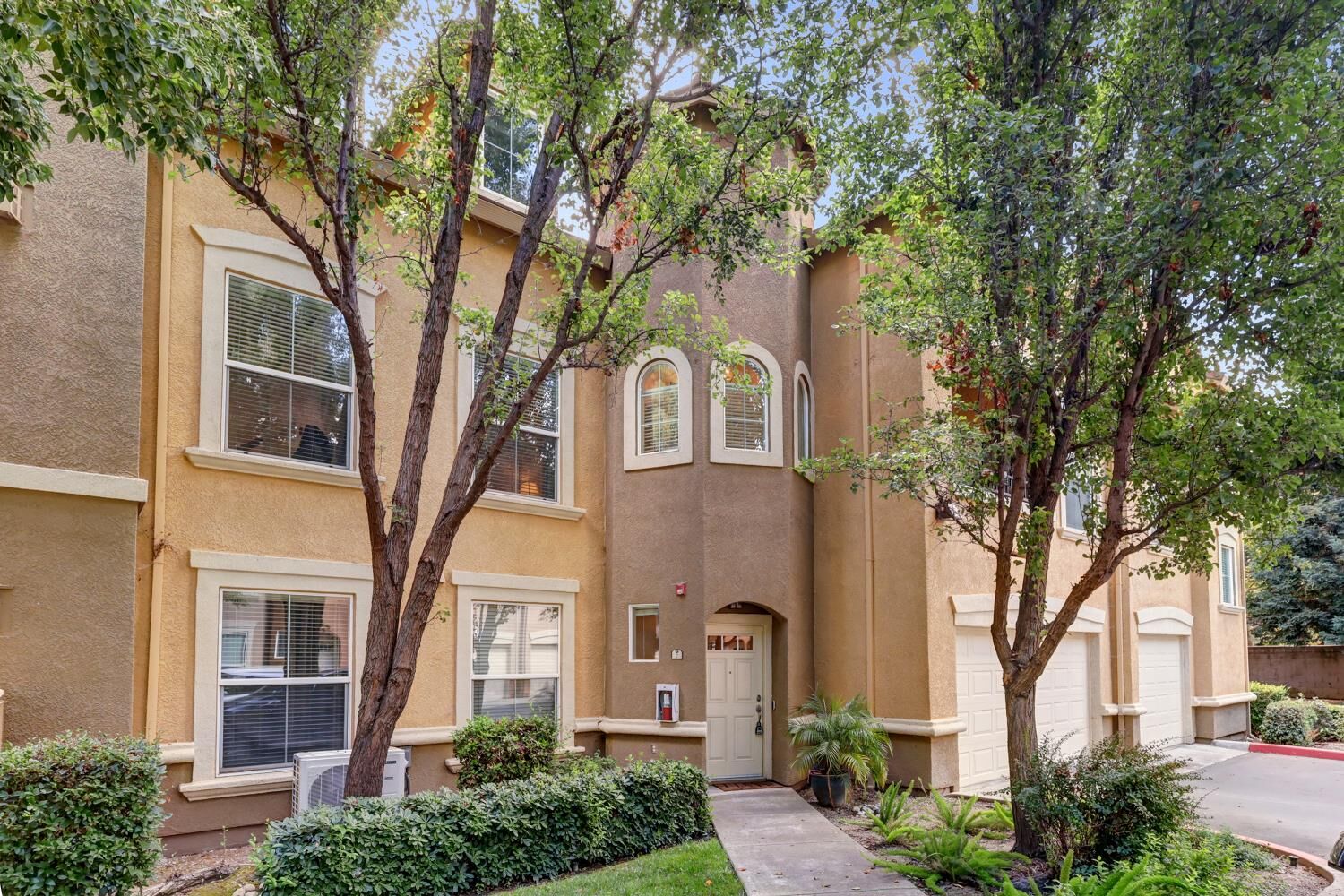 Property Photo: 2487 Torino Street 7 CA 95691