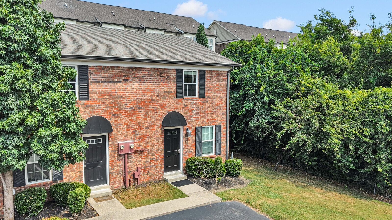 Property Photo:  122 Porter Terrace  TN 37206 