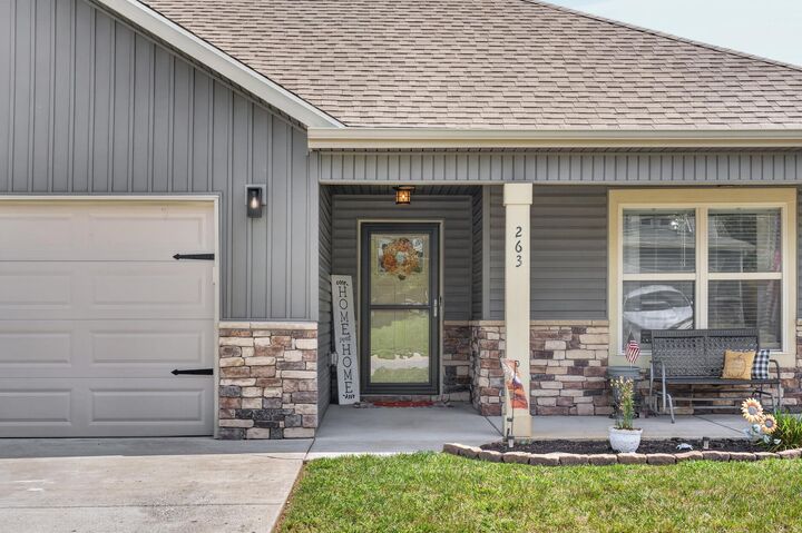 Property Photo:  263 Crusaw Dr  TN 37043 