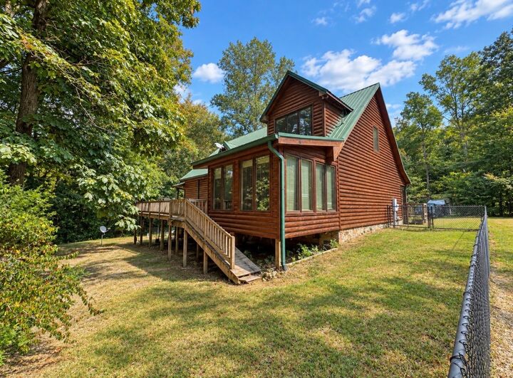 Property Photo: 134 Oak Dr TN 37166
