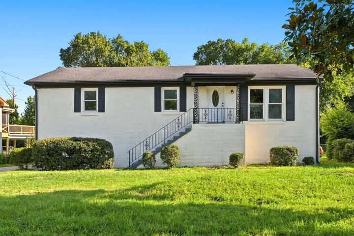 Property Photo:  725 Roman Dr  TN 37207 