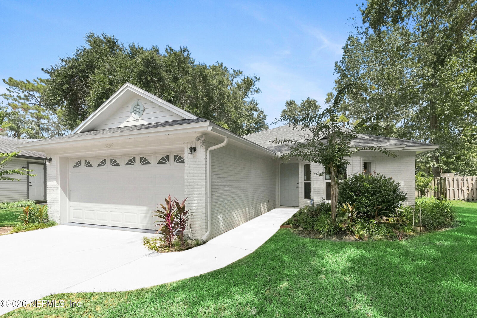 Property Photo:  3739 Sanctuary Way N  FL 32250 