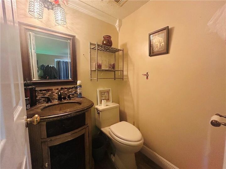 Property Photo:  4501 Kent Avenue  LA 70006 
