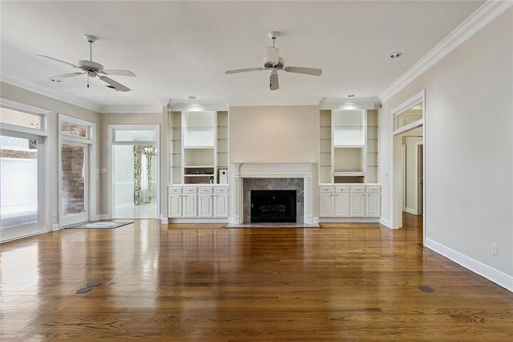 Property Photo: 66 Chateau Rothchild Drive LA 70065
