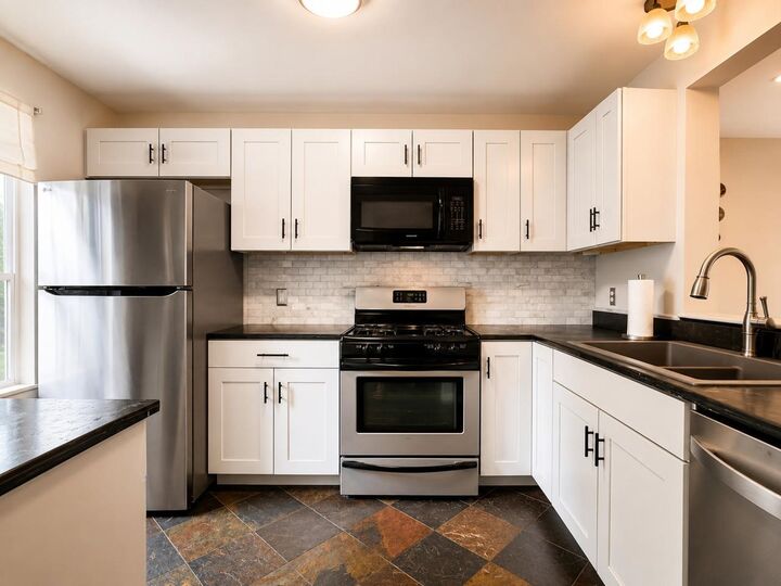 Property Photo:  76 Seth Circle  VT 05495 