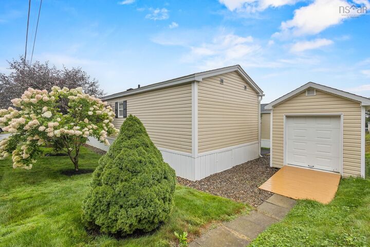 Property Photo:  37 Third Street  NS B4B 1R1 