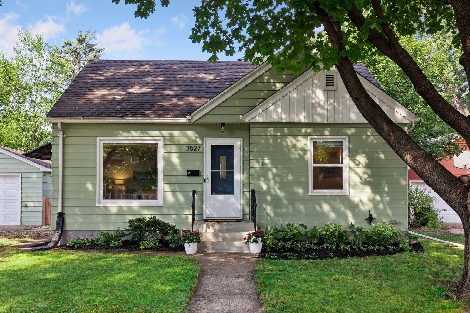 Property Photo: 3827 Welcome Avenue N MN 55422
