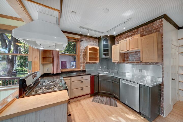 Property Photo: 110 Winifred Street W MN 55107