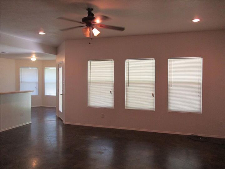 Property Photo: 719 Hallvale Drive TX 76108