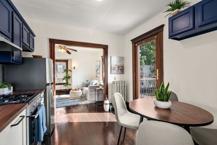 Property Photo:  37 Hewlett St 2  MA 02131 