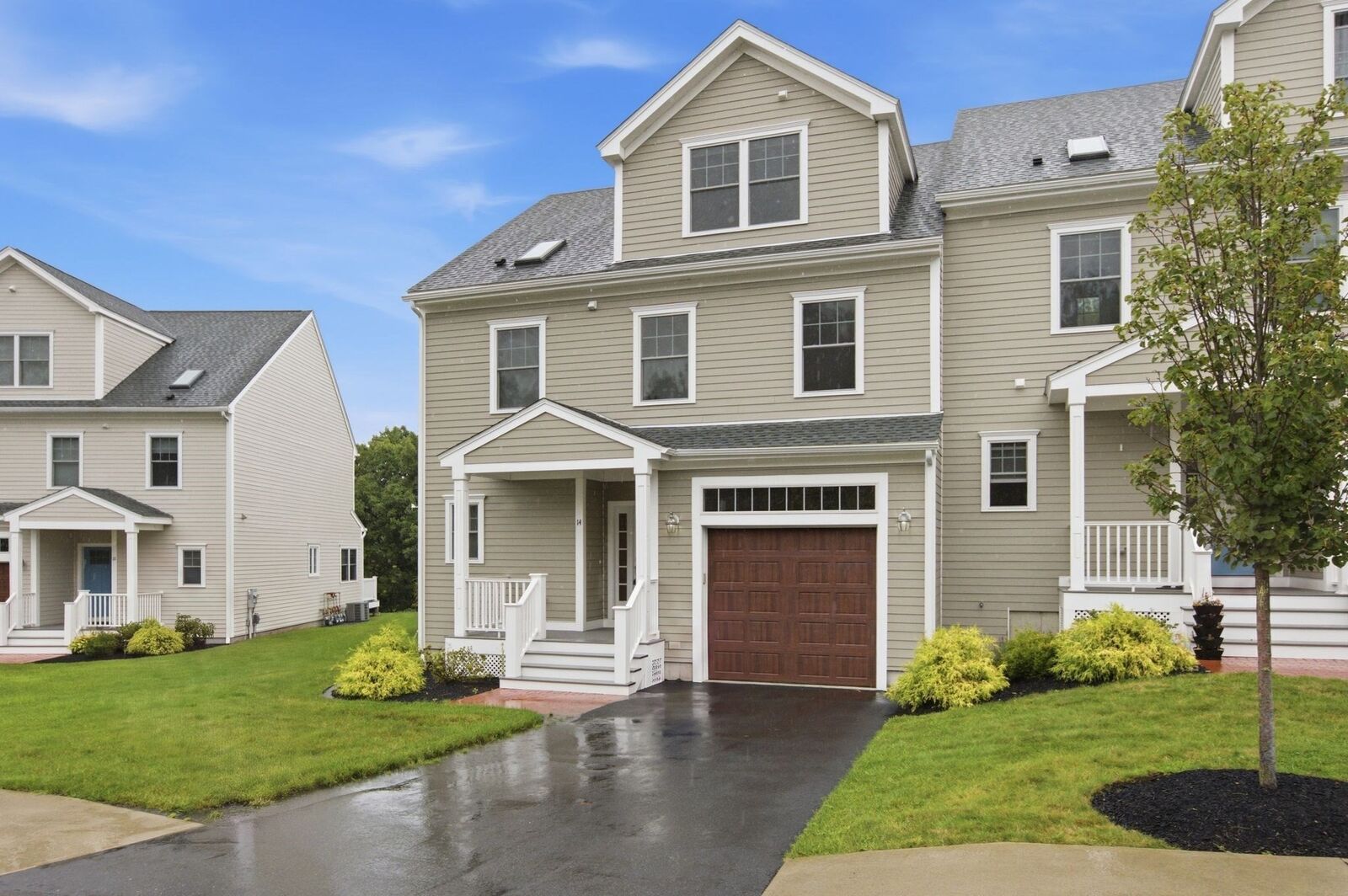 Property Photo:  14 Blueberry Hill Ln 14  MA 02176 