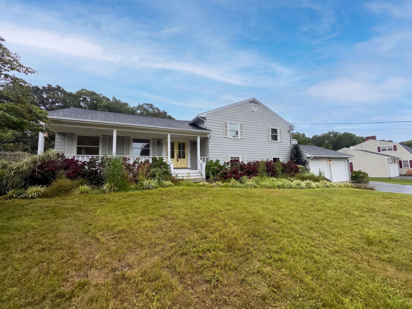 Property Photo:  18 Sherwood Dr  RI 02891 