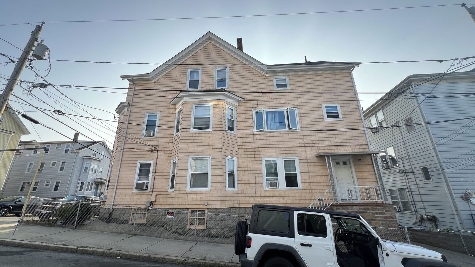 Property Photo: 534 William St Fl1/N MA 02721