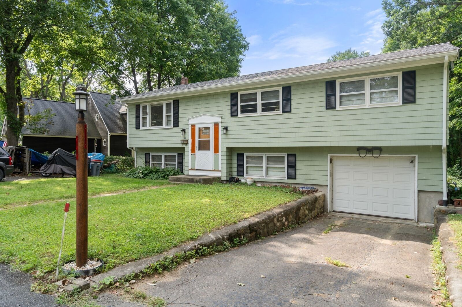 Property Photo:  10 Everett St  MA 01754 