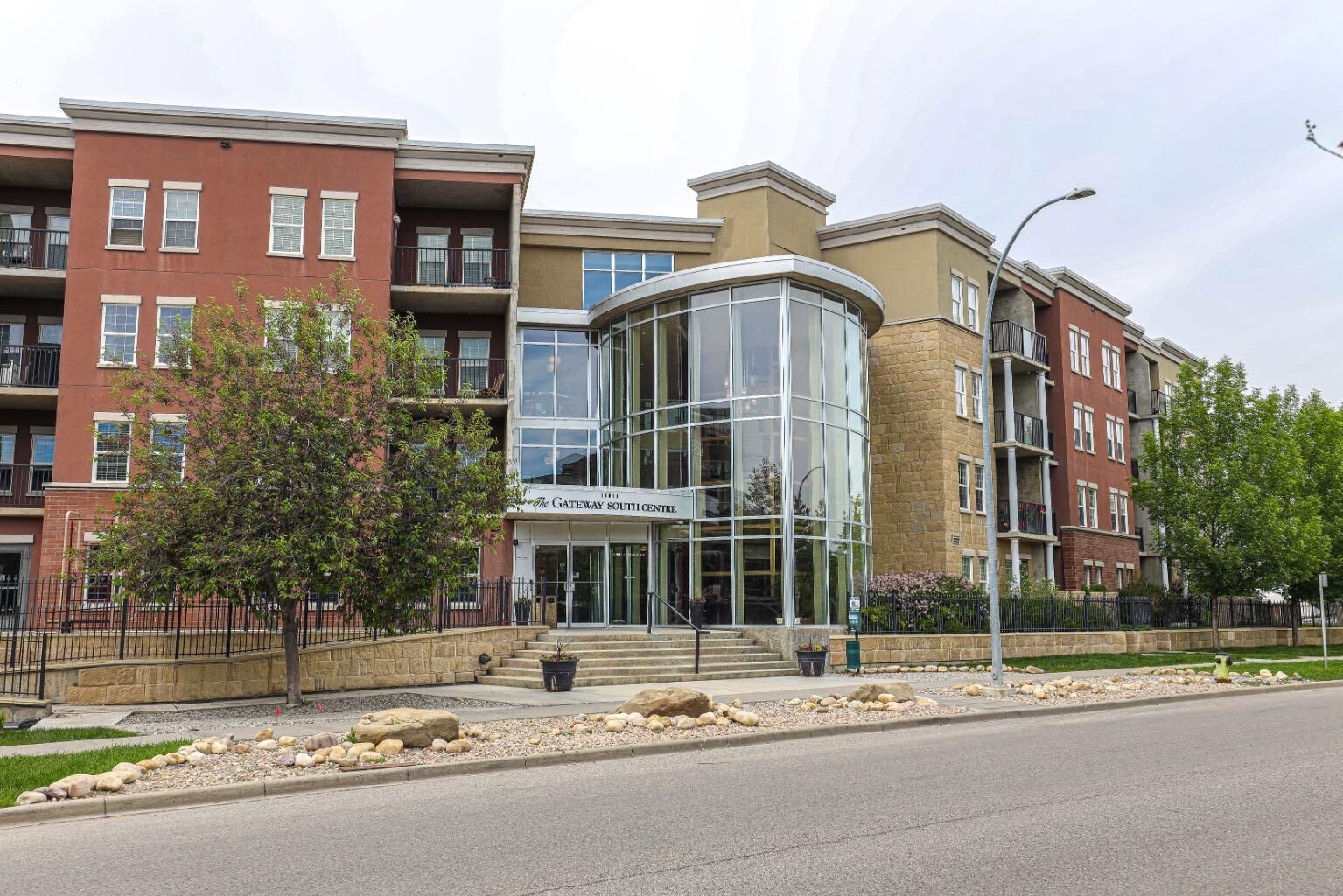Photo de la propriété: 11811 Lake Fraser Drive SE 1305 AB T2J 7J1