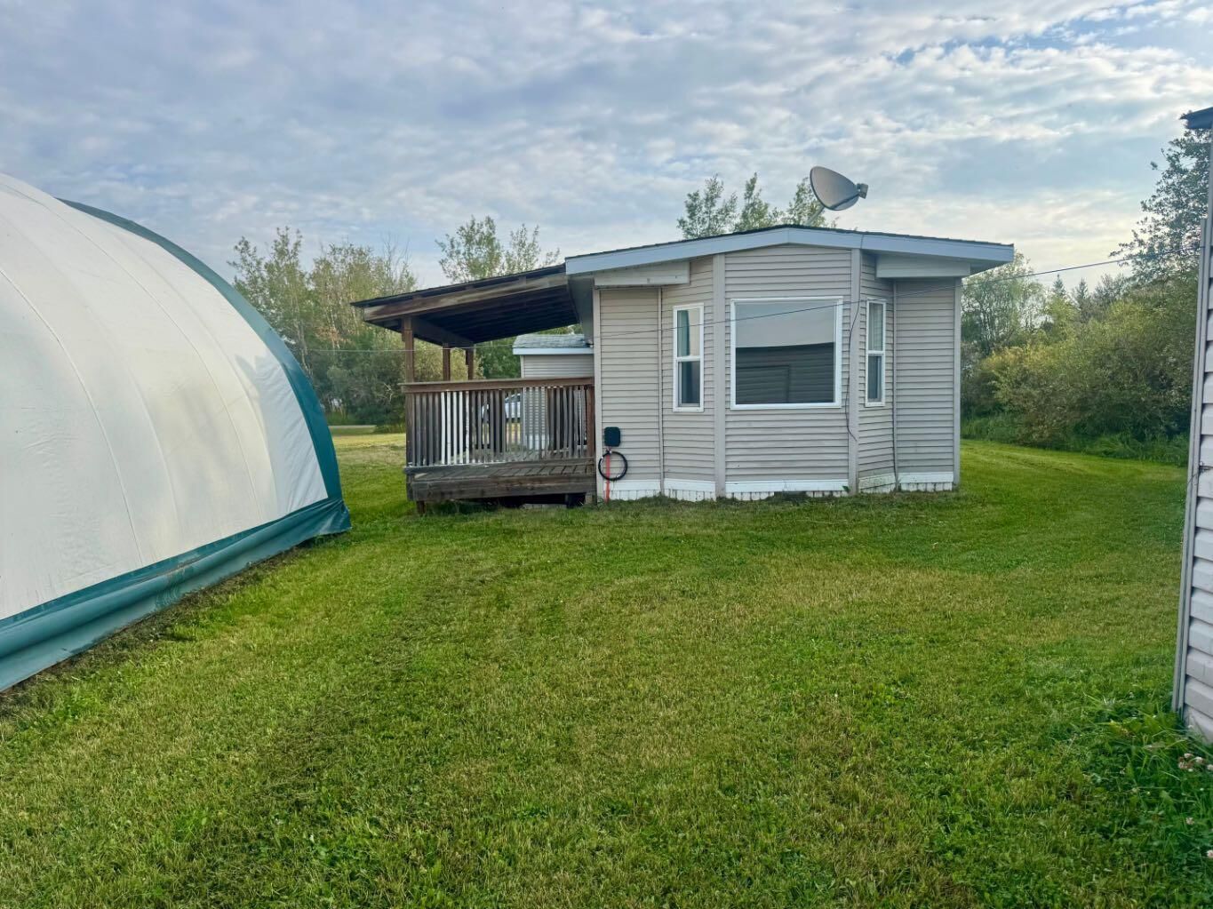 Property Photo:  9725 107 Street  AB T0H 2C0 