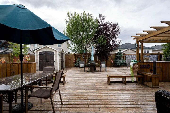 Property Photo: 130 Peyton Way AB T9K 0E5