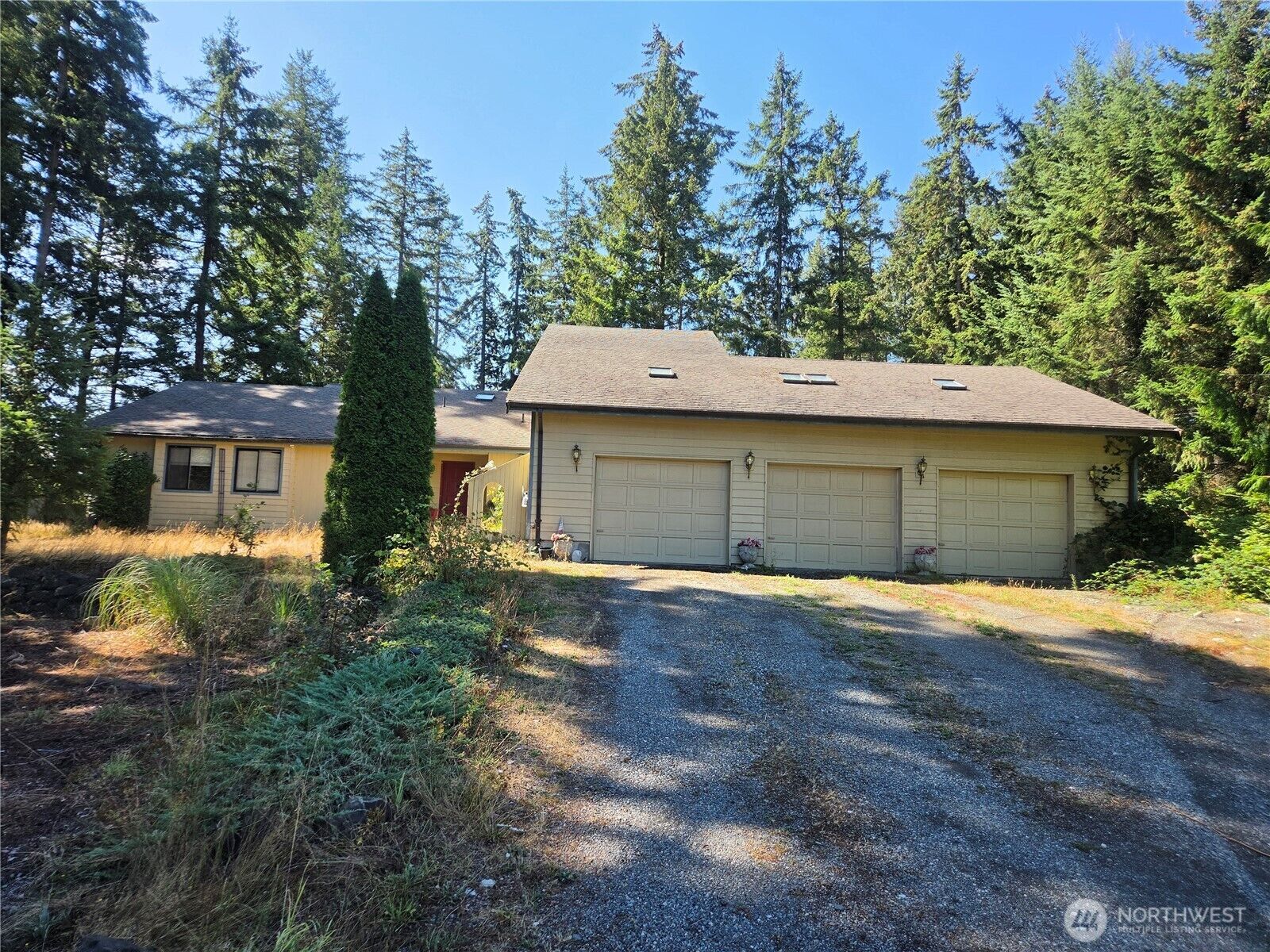 Property Photo: 15120 30th Avenue Ct E WA 98446