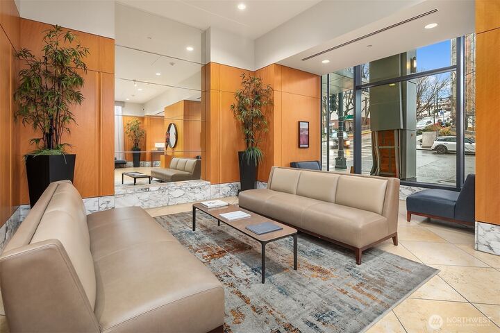 Property Photo: 909 5th Avenue 402 WA 98164