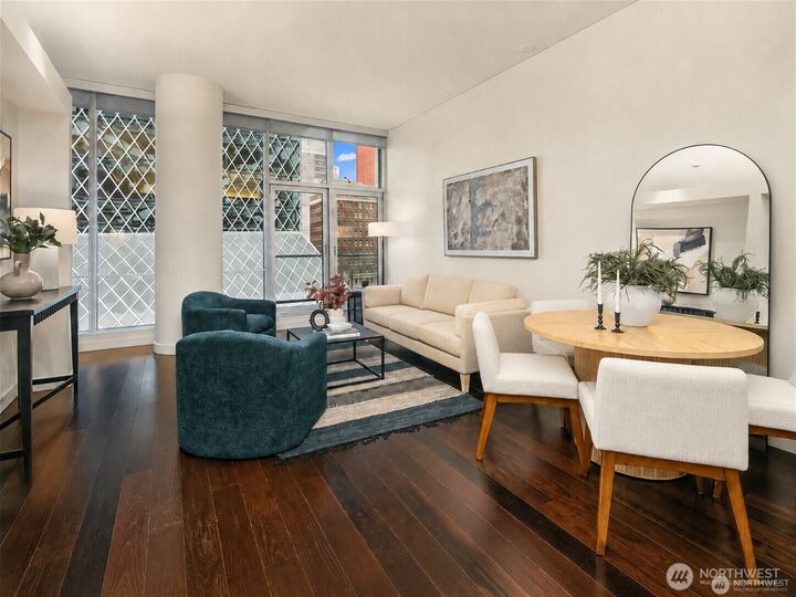 Property Photo:  909  5th Avenue 402  WA 98164 