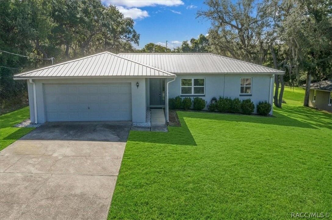 Property Photo: 795 S Rosemary Point FL 34448