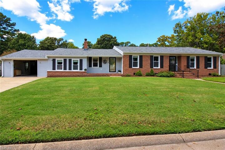 Property Photo:  2708 Meadow Dr W  VA 23321 