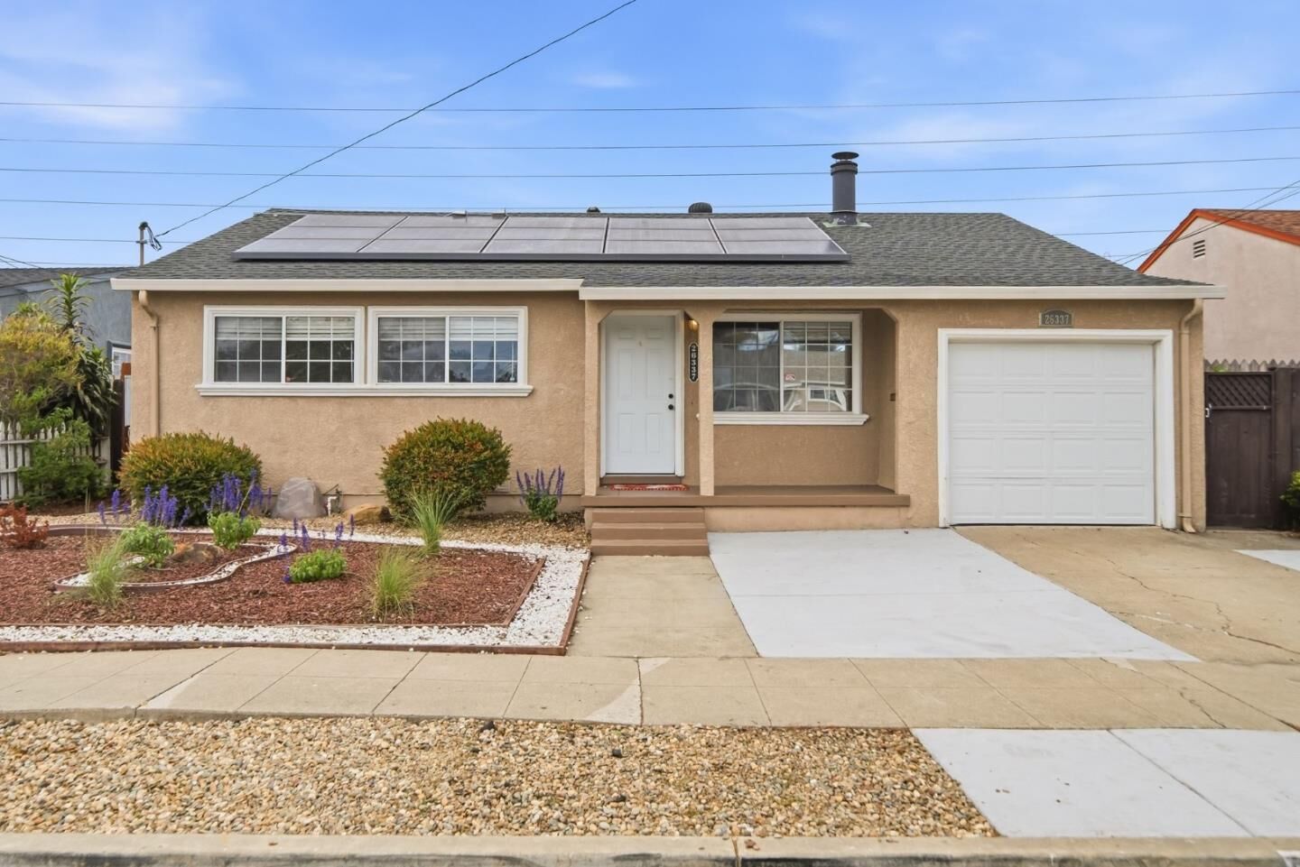 Property Photo:  26337 Regal Avenue  CA 94544 