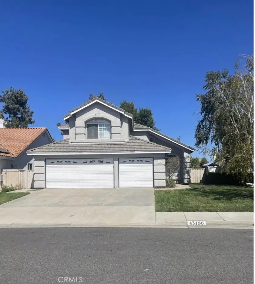 Property Photo:  43156 Corte Almonte  CA 92592 