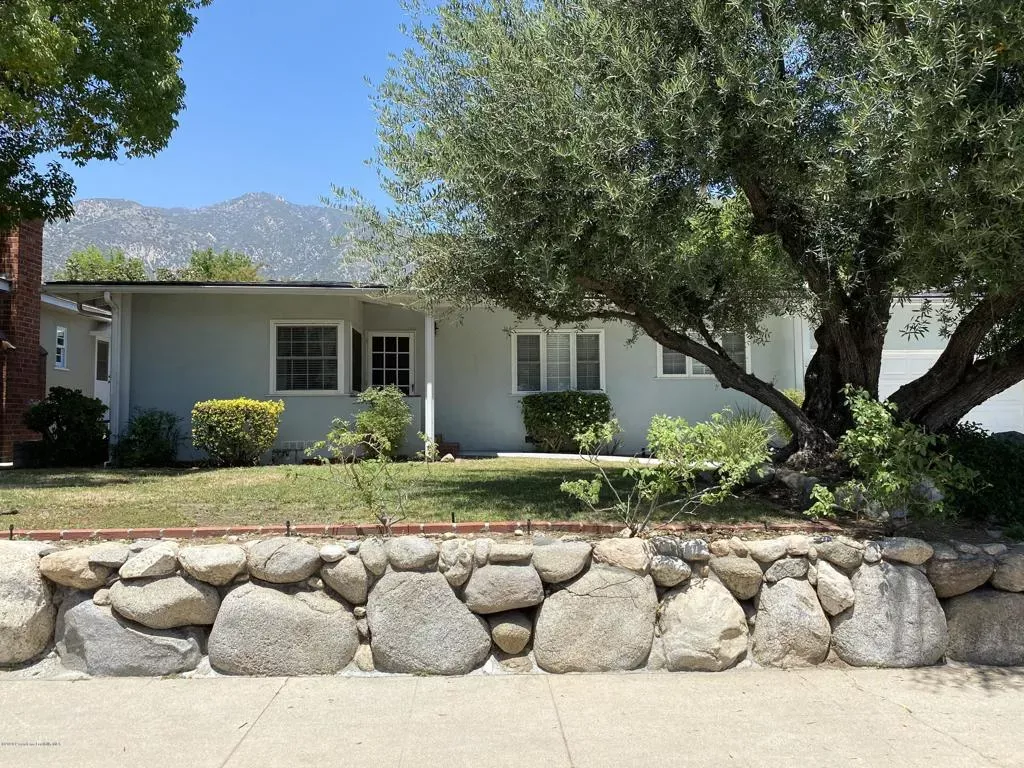 Property Photo:  2387 Glen Canyon Road  CA 91001 
