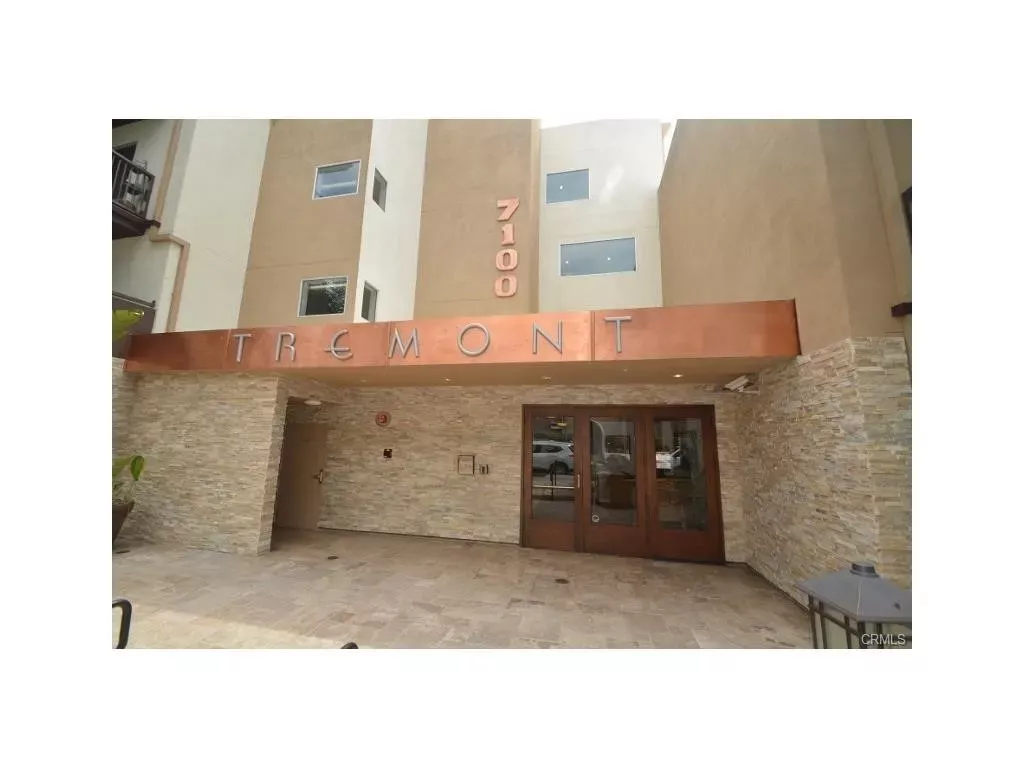 Property Photo: 7100 Alvern Street 402 CA 90045