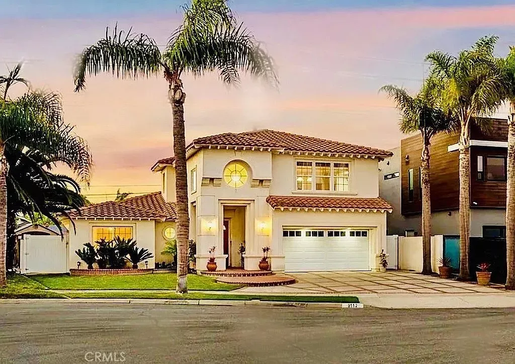 Property Photo:  9112 Playa Drive  CA 92646 