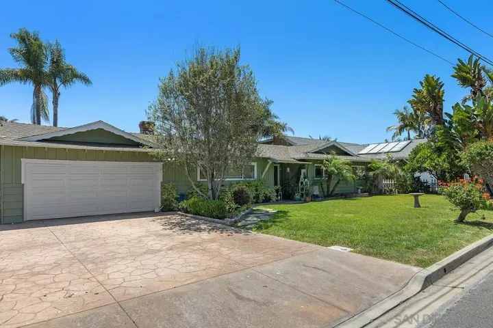 Property Photo:  1431 Kurtz Street  CA 92054 
