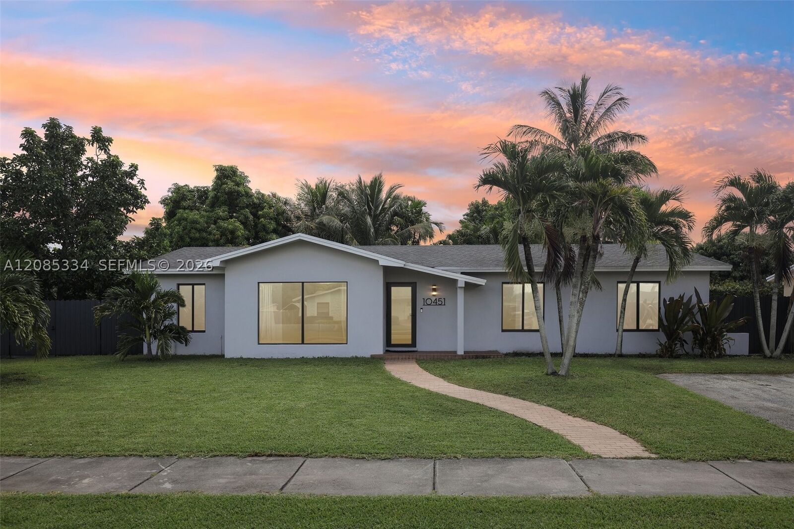 Property Photo: 10451 SW 125th Ave FL 33186
