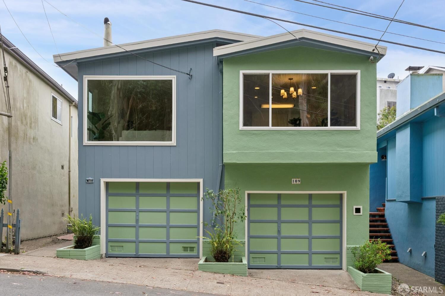 Property Photo: 109 Dalewood Way CA 94127