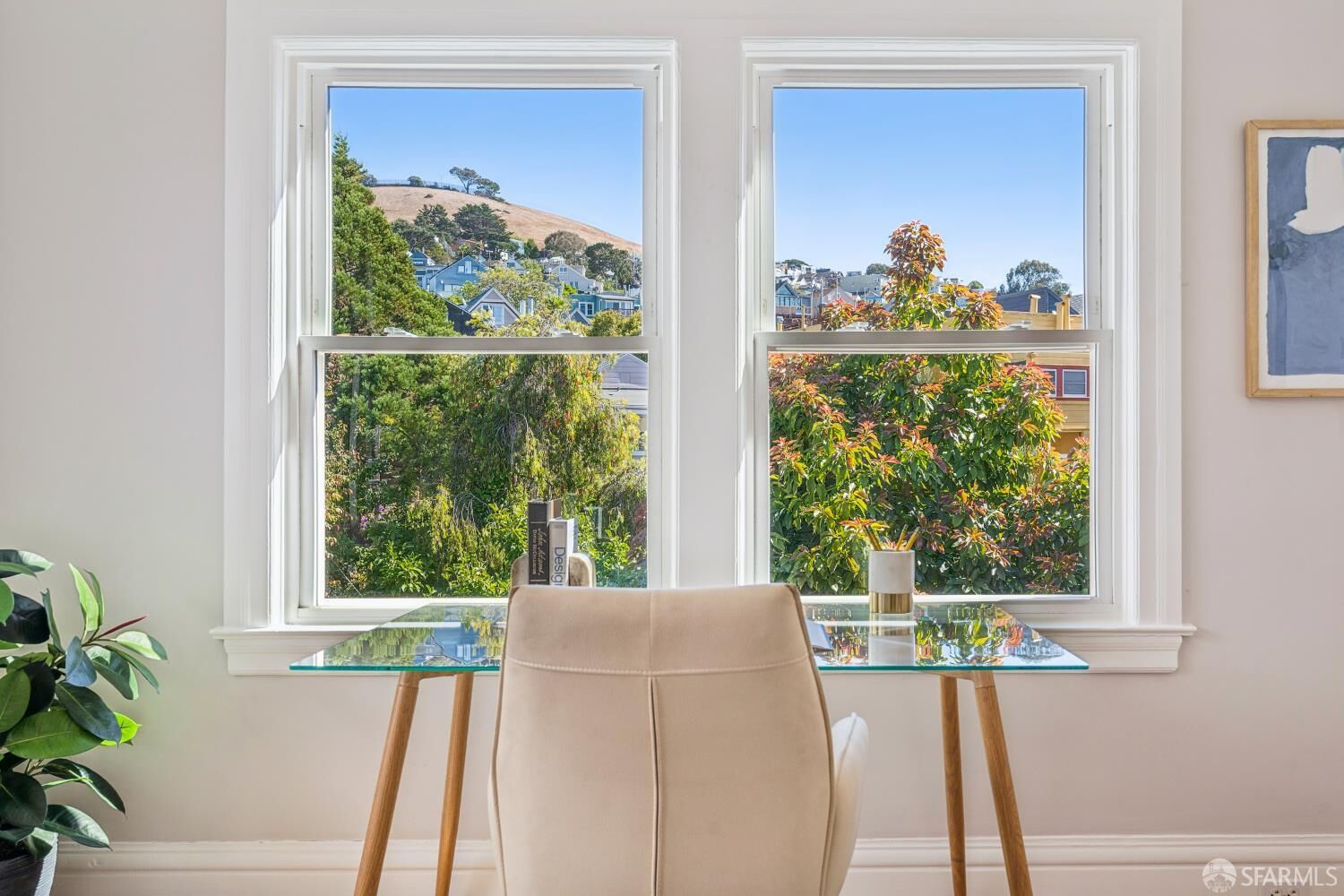 Property Photo:  3355 Cesar Chavez Street  CA 94110 