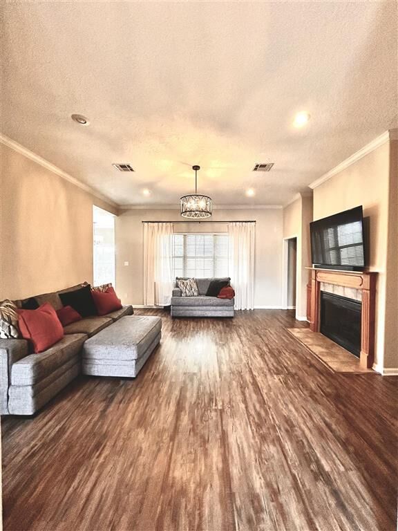 Property Photo:  1004 Jacques Dr Drive  LA 70663 