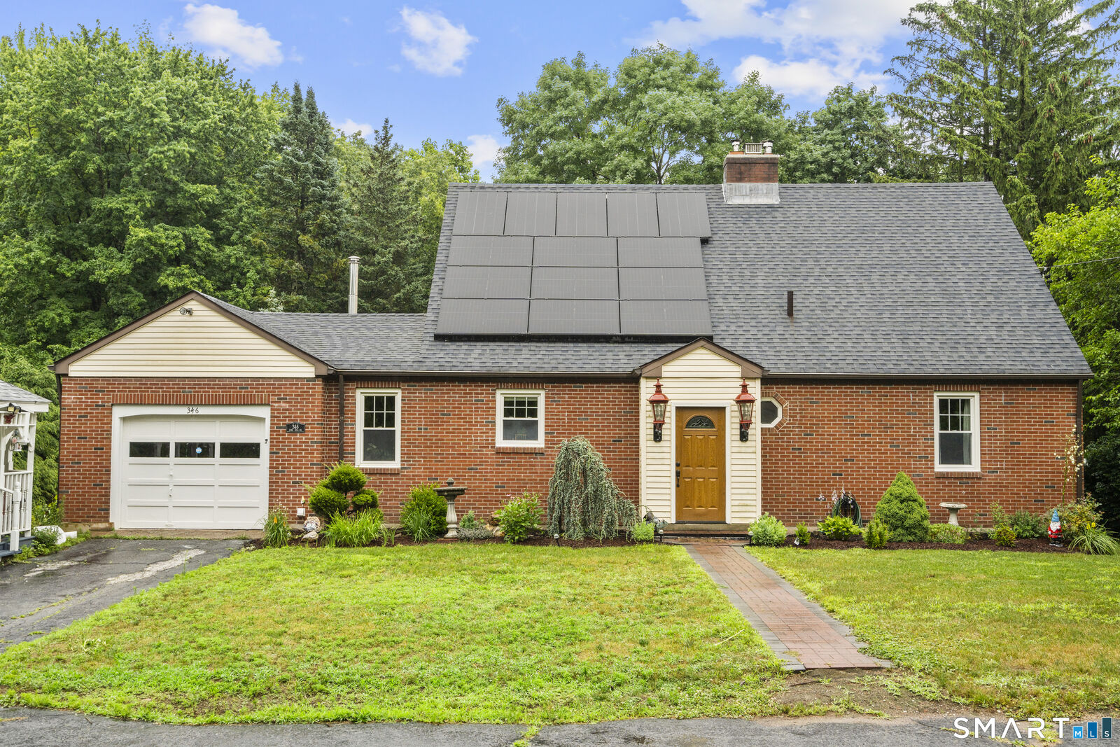 Property Photo:  346 Long Hill Road  CT 06074 