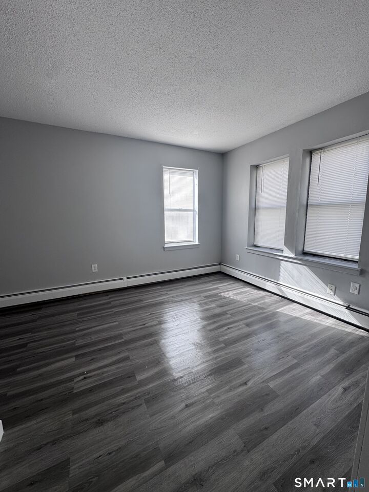 Property Photo: 27 Congress Street 204 CT 06108