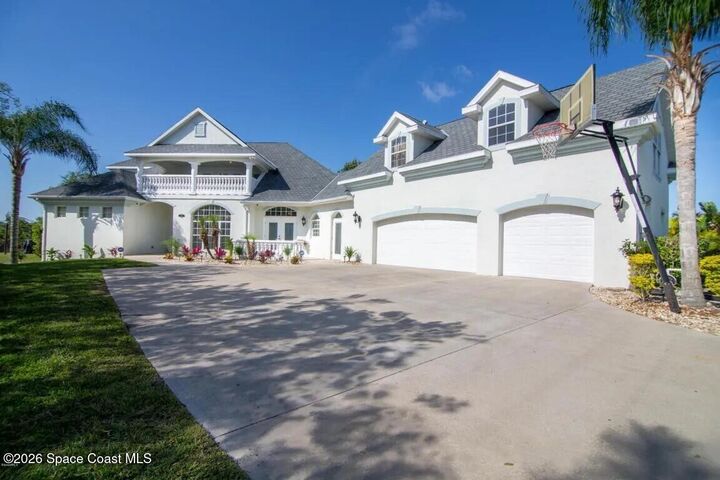 Property Photo:  1752 Long Pine Road  FL 32940 