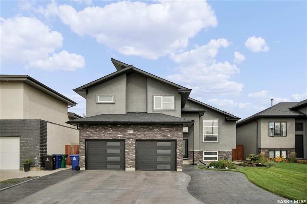 Property Photo:  507 Salloum Crescent  SK S7W 0N1 