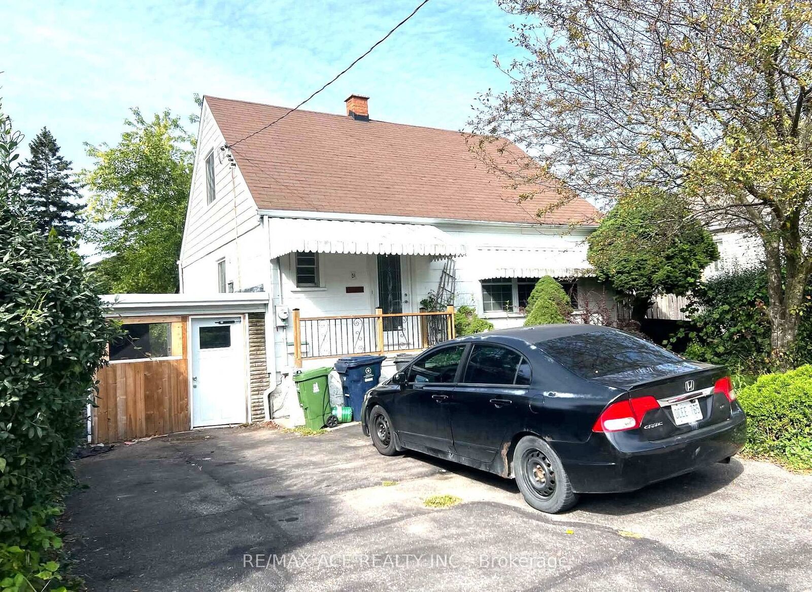 Property Photo:  4 Jeanette Street Main  ON M1M 3G1 