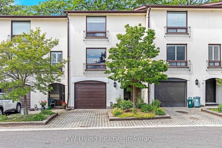 Property Photo:  6679 Shelter Bay Road 11  ON L5N 2A2 