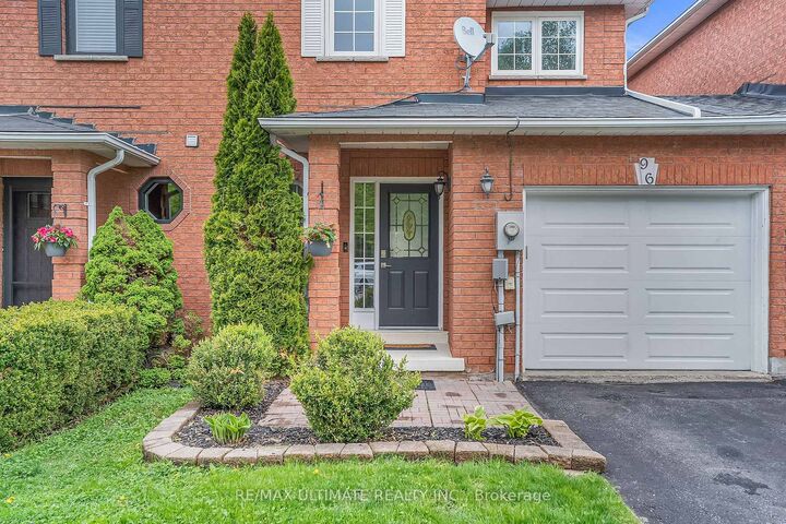 Property Photo:  96 Bruce Crescent  ON L4N 8P4 